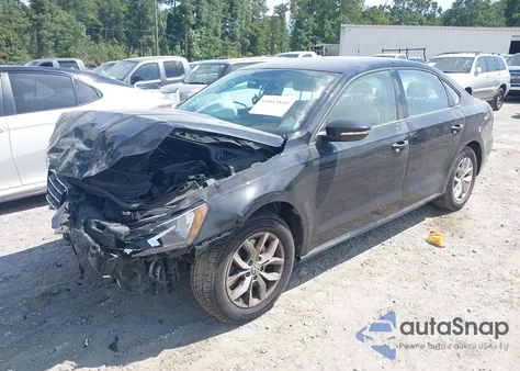 2018 Volkswagen Passat 2.0T R-Line/2.0T S z USA, uszkodzony, nr VIN 1VWAA7A3XJC027187